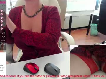 webcam couple milf_viktoria live cam image #3685983