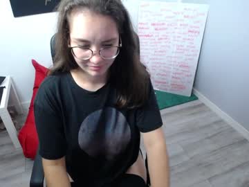 webcam girl yourcrazyneightbor live cam image #3349423