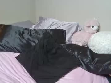 webcam girl milkywhiiite live cam image #3191748