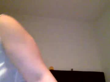 webcam girl prettygurl500516 live cam image #12000959