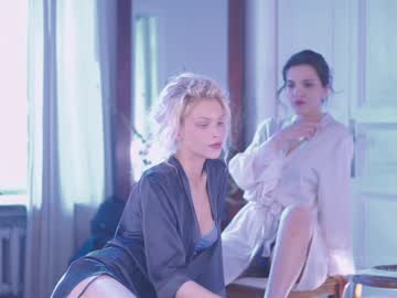 webcam girl _2strangers live cam image #6335406