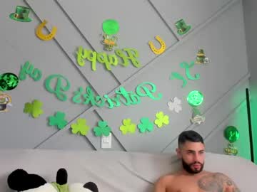 webcam man jackson_and_emiliano live cam image #8829727