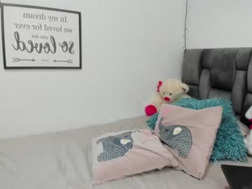 webcam girl abigail_w live cam image #1848034