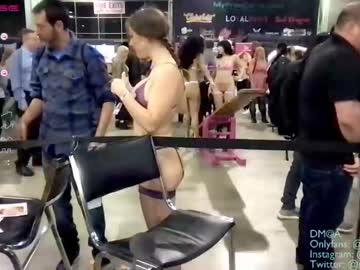 webcam girl mayasings live cam image #5683714