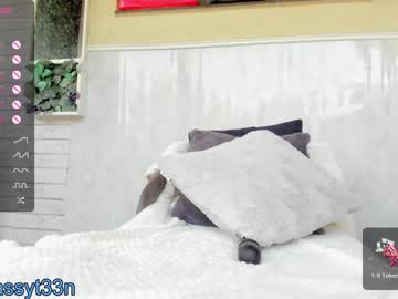 webcam girl sassyt33n live cam image #7416496