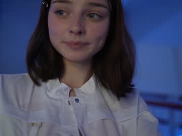 webcam girl floret_joy live cam image #7477482