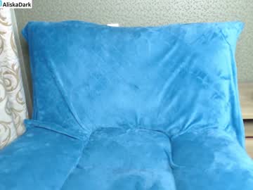 webcam girl aliska_dark live cam image #993904