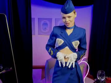 webcam girl bluesky_queen live cam image #12050516