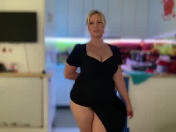 webcam girl kiradivine live cam image #7101749