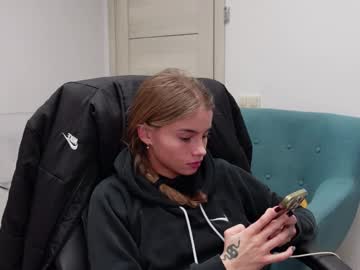 webcam girl abby_laker live cam image #11511271