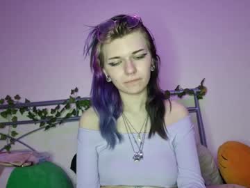webcam girl lizzyylovesick live cam image #9616895