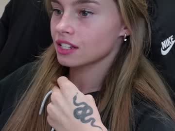 webcam girl abby_laker live cam image #11472056