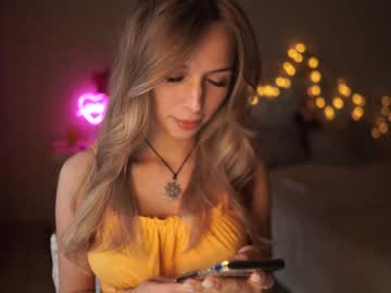 webcam girl pussy__money__weed live cam image #1365374