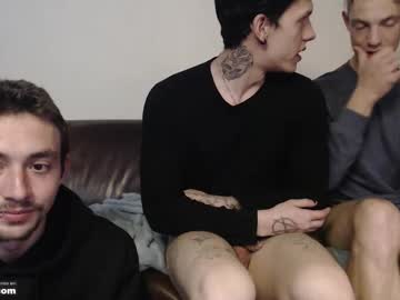 webcam man mikeandjax live cam image #12933275