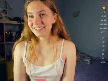 webcam girl youne_and_beautiful live cam image #6633916