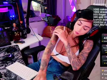 webcam girl evelyne92 live cam image #10956589