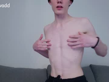 webcam man callmenineoneseven live cam image #9485070