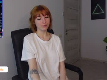 webcam girl agelina_summer live cam image #6163340