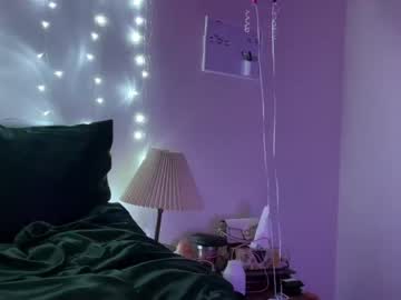 webcam girl giaavalentinee live cam image #9453334