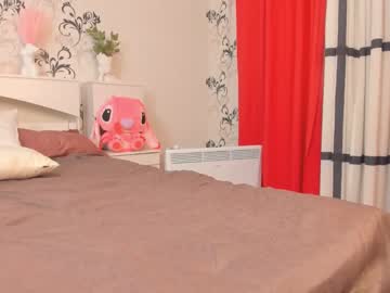 webcam girl mila_milka_ live cam image #6921927
