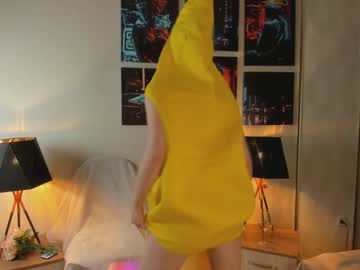 webcam girl tate_west live cam image #9550340