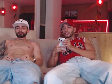 webcam man fratguysonline live cam image #7204854