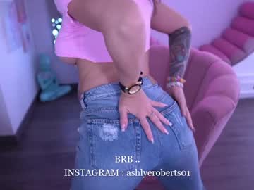 webcam girl ashlyeroberts1 live cam image #2261264