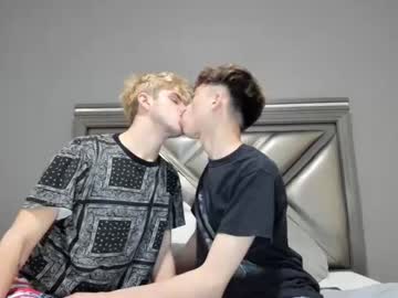 webcam man gayndepressed live cam image #2015727