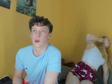 webcam couple emily0303 live cam image #12849450