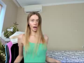 webcam girl oksanafedorova live cam image #8135255