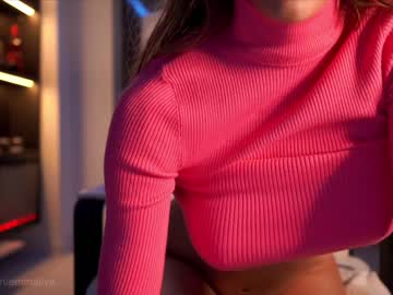 webcam girl xoxo_emma live cam image #407869