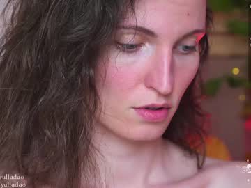webcam girl yulladao live cam image #1982720