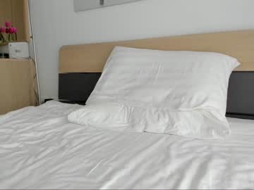 webcam girl asiangirlandwhiteguy live cam image #3414709