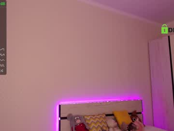 webcam girl princess_lolli live cam image #4259420