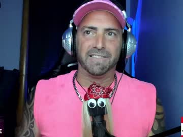 webcam man whaaaaaaaat live cam image #3433687