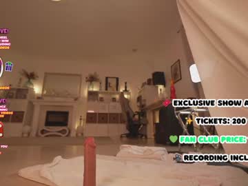 webcam girl hannahjames710 live cam image #12843139