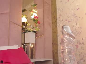 webcam girl florentina2004 live cam image #9086888