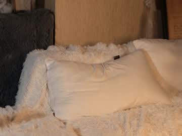 webcam girl owlluree live cam image #7653926