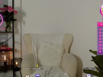 webcam girl lucylia_ live cam image #10457189