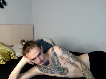 webcam couple bee_sting live cam image #1370315