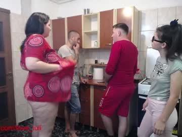 webcam couple iuliana32 live cam image #441536