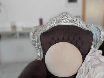 webcam girl moniqueeass live cam image #12789248