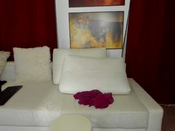webcam girl dulceyjohn live cam image #11244922