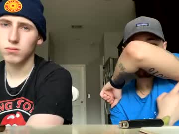 webcam man holdthesausagehostage live cam image #5712577