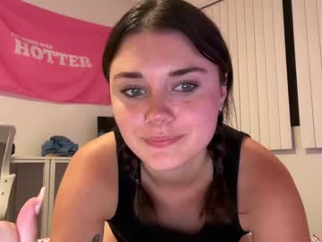 webcam girl queencassidyy live cam image #7203630