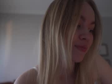 webcam girl bibi_it_is live cam image #11857528