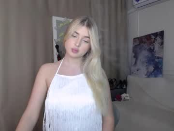 webcam girl cute18cute live cam image #1931258