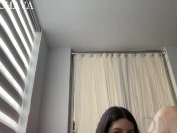 webcam girl frenchava live cam image #11176078