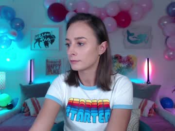 webcam girl holihurricane live cam image #5172079