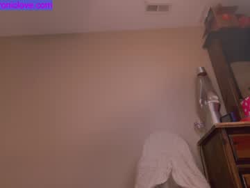 webcam girl chroniclove live cam image #4552108
